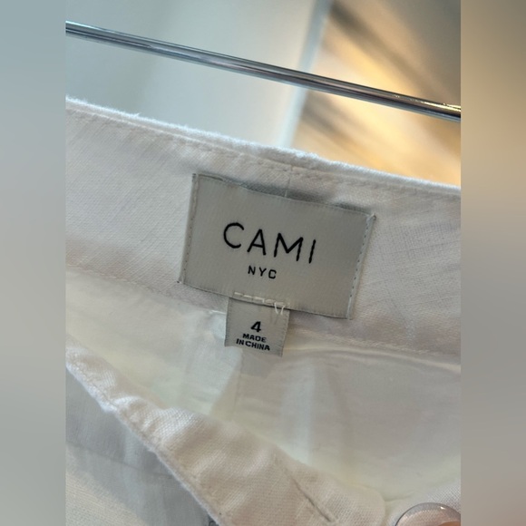 Cami NYC Rabia 100% Linen Shorts - Picture 4 of 15
